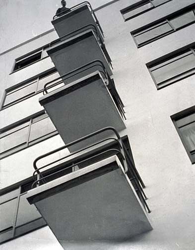 Mohly-Nagy - Bauhaus Balconies